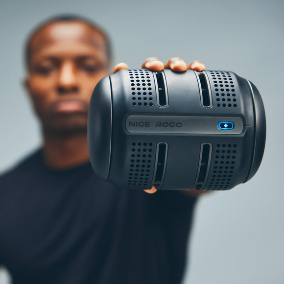 Palm cooling device nice rocc holding 1